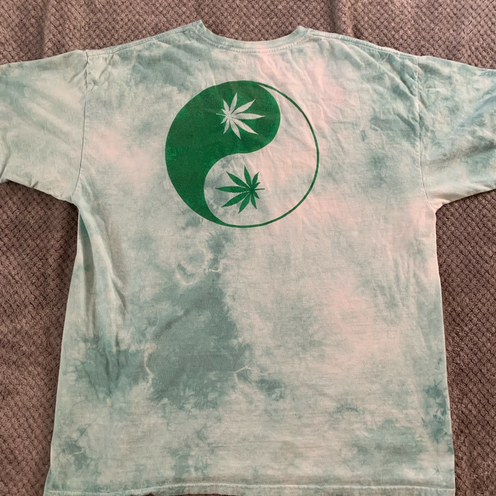 PACSUN DAZED & CONFUSED T. XL